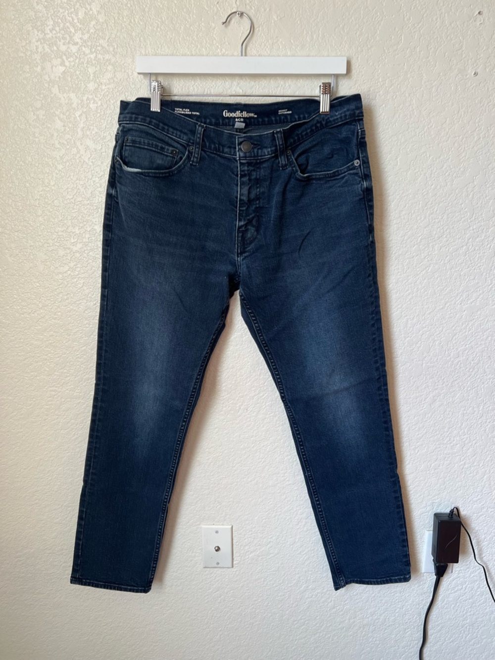 Goodfellow & Co Men's Dark Blue Straight Jeans